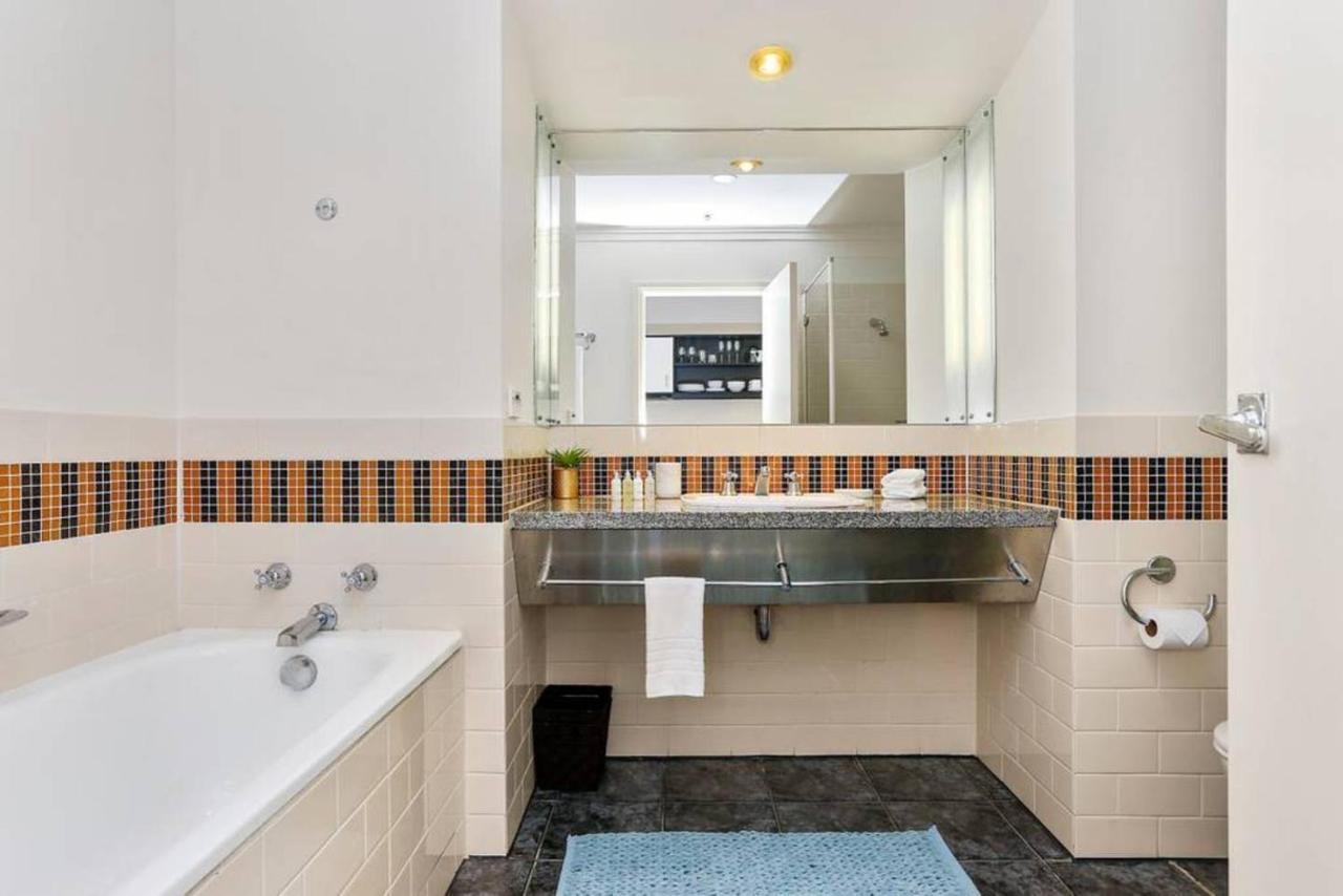 Spacious One Bedroom In The Heritage Hotel! Auckland Kültér fotó